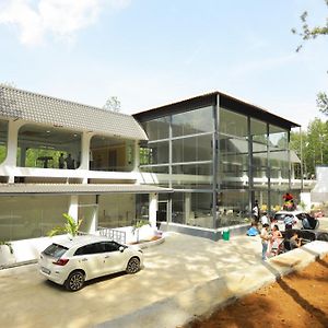 Mainland Resorts & Spa By Kolaahalam